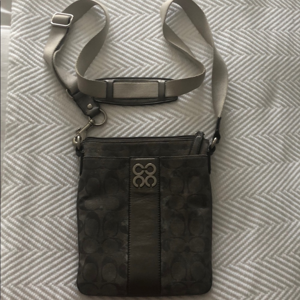 Coach crossbody bag in gray/silver.
